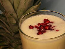 Fot. Wróbelek, koktajl ananasowo - bananowy