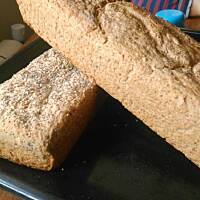 Chleb żytnio razowy 