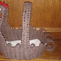 Wielkanocne wyroby z papierowej wikliny