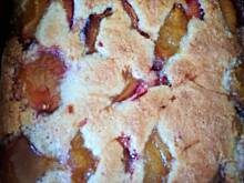 Fot. Lady Monet, Tarta z owocami (śliwkami) i migdałami- frangipane tart