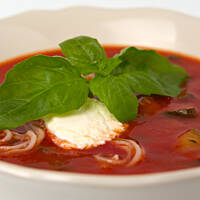 Zupa pomidorowa z cukinią