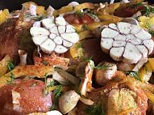 Fot. pwyso, pieczone udka z kurczaka