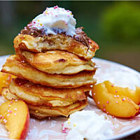 Placuszki biszkoptowe z brzoskwiniami