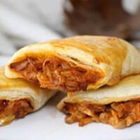 Paszteciki z farszem pieczarkowo pomidorowym