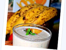 Fot. babcia Małgosia, koktajl bananowo brzoskwiiowy babci Małgosi