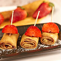 Naleśniki z czekoladą i truskawkami