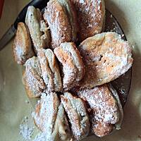 Oładki z jabłkami na zsiadłym mleku