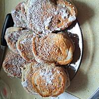 Oładki z jabłkami na zsiadłym mleku