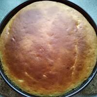 Drożdżowy odwracaniec z owocami