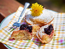 Fot. Wkn, Jabłka w cieście