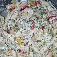 Sałatka kurczakowo-makaronowa