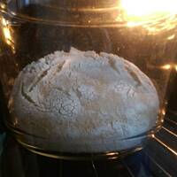 Chleb z naczynia zaroodpornego