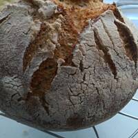 Chleb z naczynia zaroodpornego