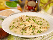 Fot. Wkn, Filet z groszkiem i śmietaną