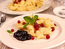 Fot. Wkn, Kluseczki kładzione