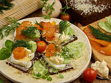 Fot. Wkn, Mini kanapeczki łososiowe