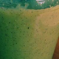 koktajl z selera, kwi i pomarańczy