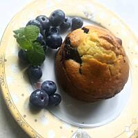 Muffinki maślankowe z borówkami