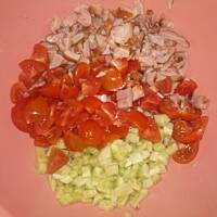 Kolorowa sałatka z kęskami piwnymi