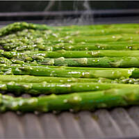 Szparagi z grilla