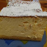 Puszysty sernik który można upiec bez spodu