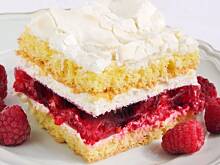 Fot. izaa_a, malinowa chmurka z kokosową bezą...