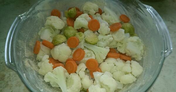 Broccoli (vegetables) under bechamel sauce - przepis - bing_translator - wielkiezarcie.com