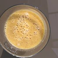 Koktajl z pomarańczą, gruszką, kiwi, płatkami owsianymi, siemieniem lnianym i wodą kokosową