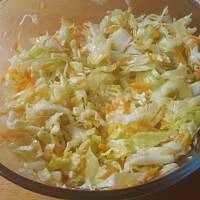 Surówka z białej kapusty inaczej