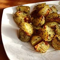 Ziołowe ziemniaki pieczone 