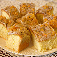 Drożdżówka zaparzana z kruszonką i lukrem