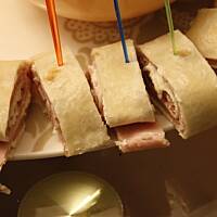 Przekąska z szynki i serka 