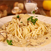 Spaghetti z borowikami w kremowym sosie