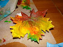 Fot. Wróbelek, Jesienny liść z masy solnej.