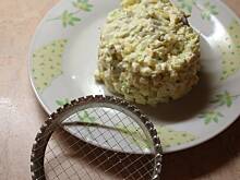 Fot. Wróbelek, Sałatka z porem, jajkiem i ogórkiem 