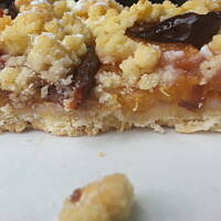 Krucha brzoskwiniowa "szarlotka"