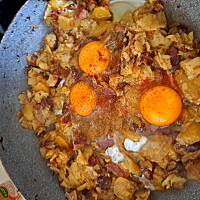 Ziemniaki smażone z patelni 