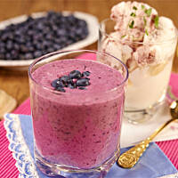 Koktajl jagodowo bananowy