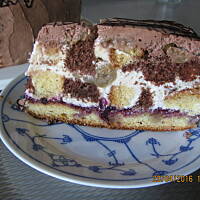 Tort  śmietanowo owocowy  Panczo