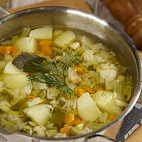 Prosta zupa kapuściana