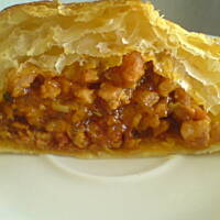 Paszteciki z ciasta francuskiego