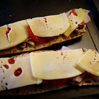 Zapiekanki z pomidorem