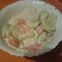 sałatka z pomidora i ogórka