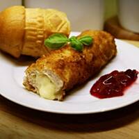 Roladki drobiowe z oscypkiem i szynką parmeńską