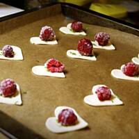 Malinowe serduszka z miętą