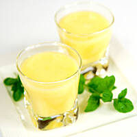 Sok ananasowo-gruszkowy z miętową nutą