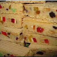 Mleczny blok czekoladowy z żelkami