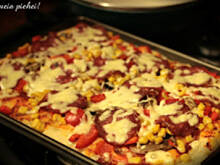 Fot. EmciaPichci, Pizza z salami