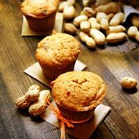 Orzechowe babeczki z czekoladą i bananem