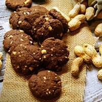 Ciasteczka kakaowe z orzechami